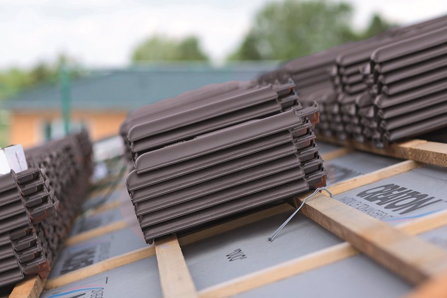 Co warto wiedzieć na temat wymiany pokrycia dachowego